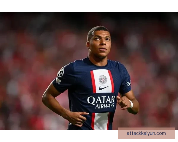 姆巴佩在国家队表现稳健，逐渐成为德尚信赖的核心球员